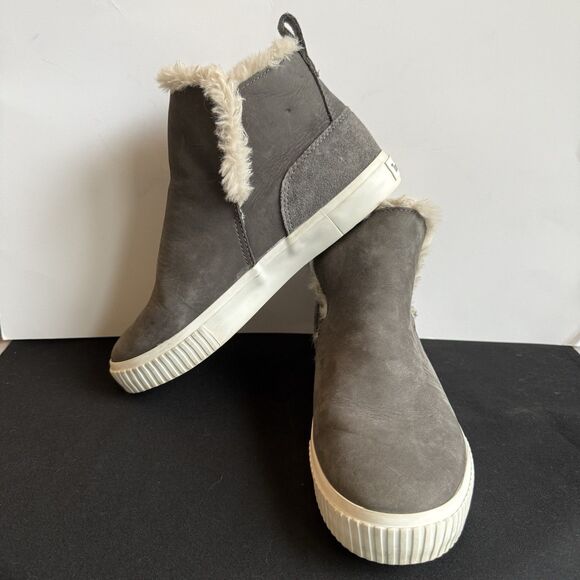 Timberland Gray Ankle Boots with White with fur - Picture 2 of 8
